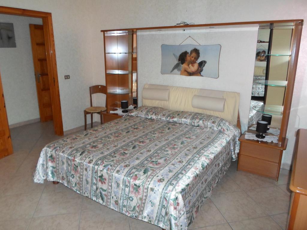 Villa Santo Stefano 莫诺波利 客房 照片